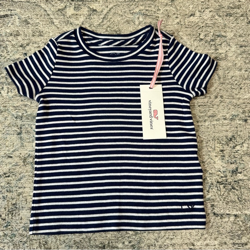 🆕Vineyard Vines Blue and White Striped Short Sleeve Tee